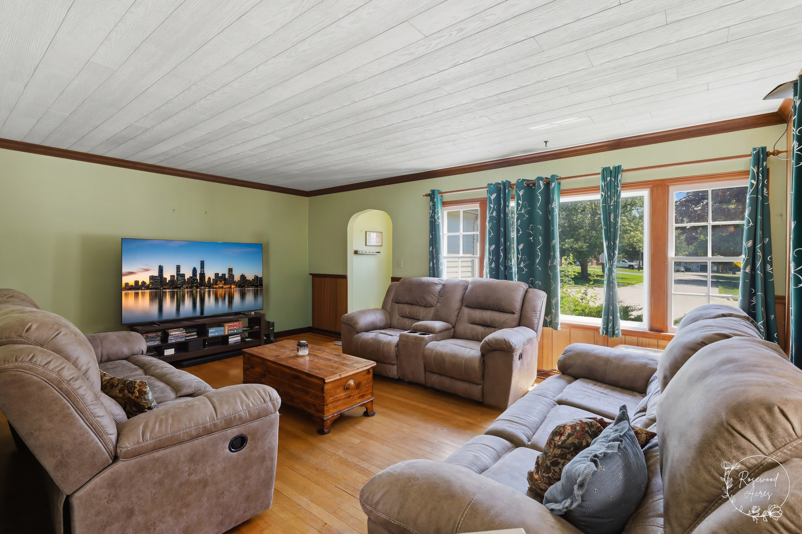 531 Penfield Street Property Photo 9