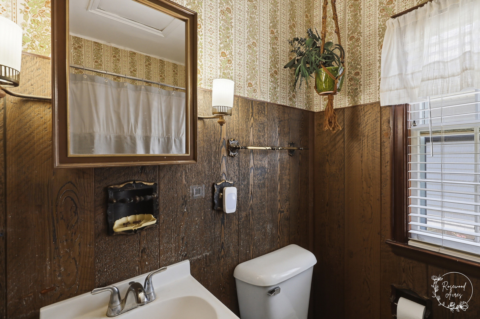 531 Penfield Street Property Photo 11