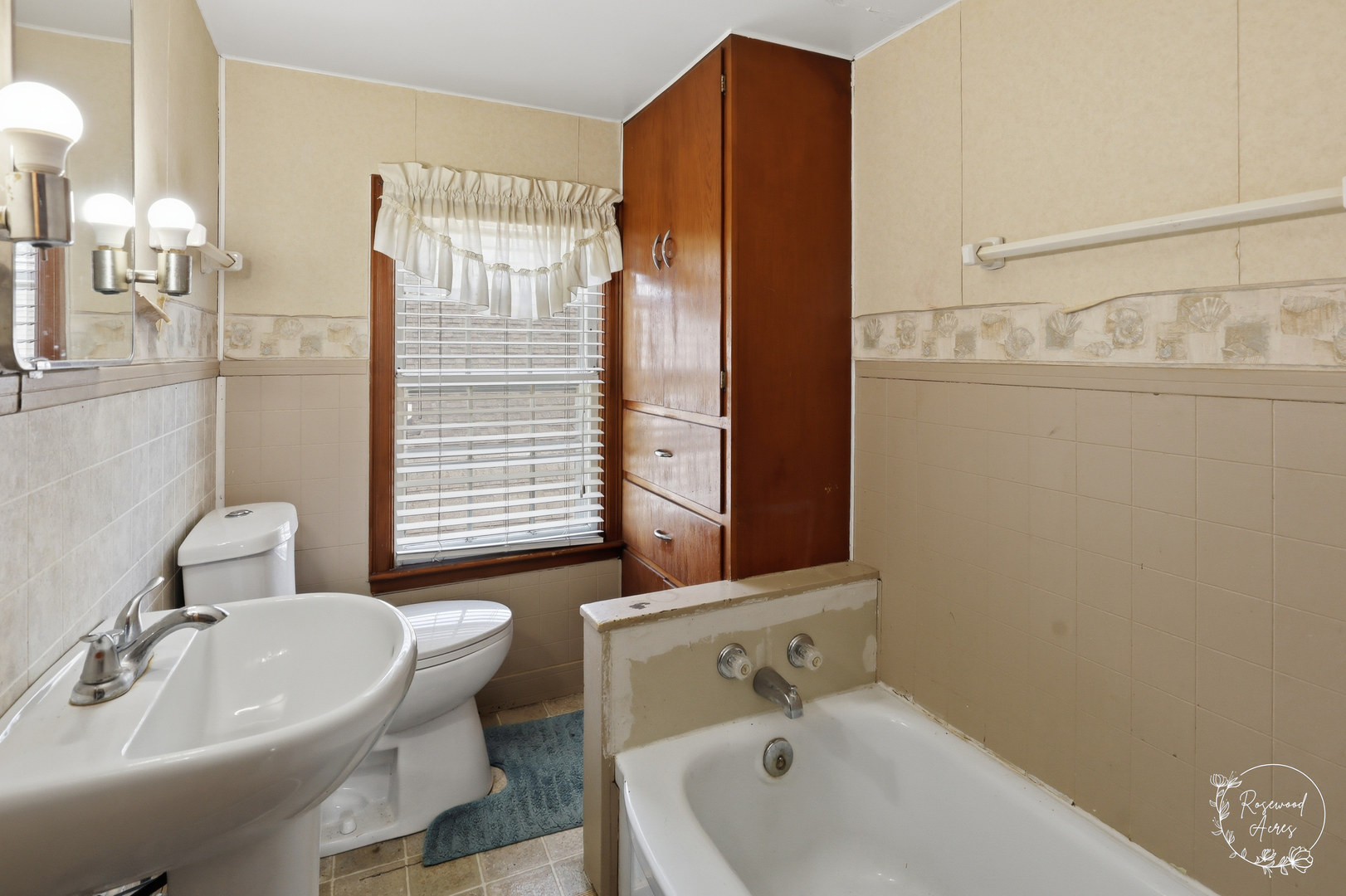 531 Penfield Street Property Photo 16