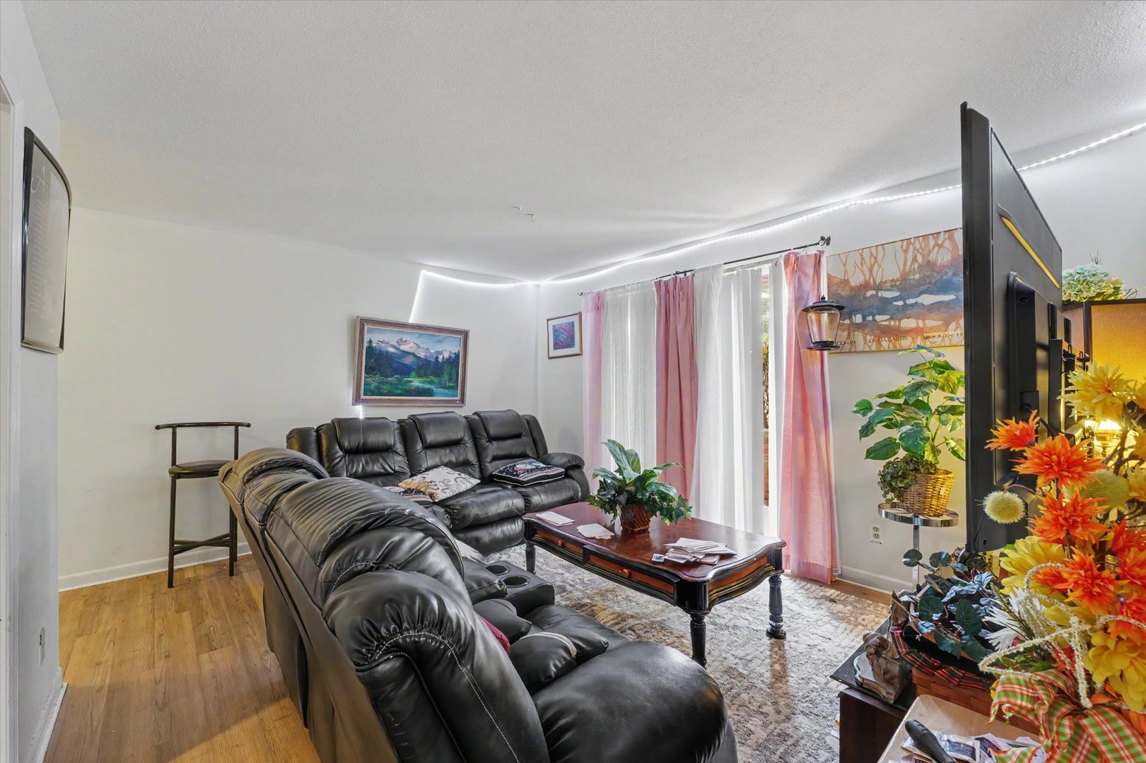 1002 E Harding Drive 101 Property Photo 10