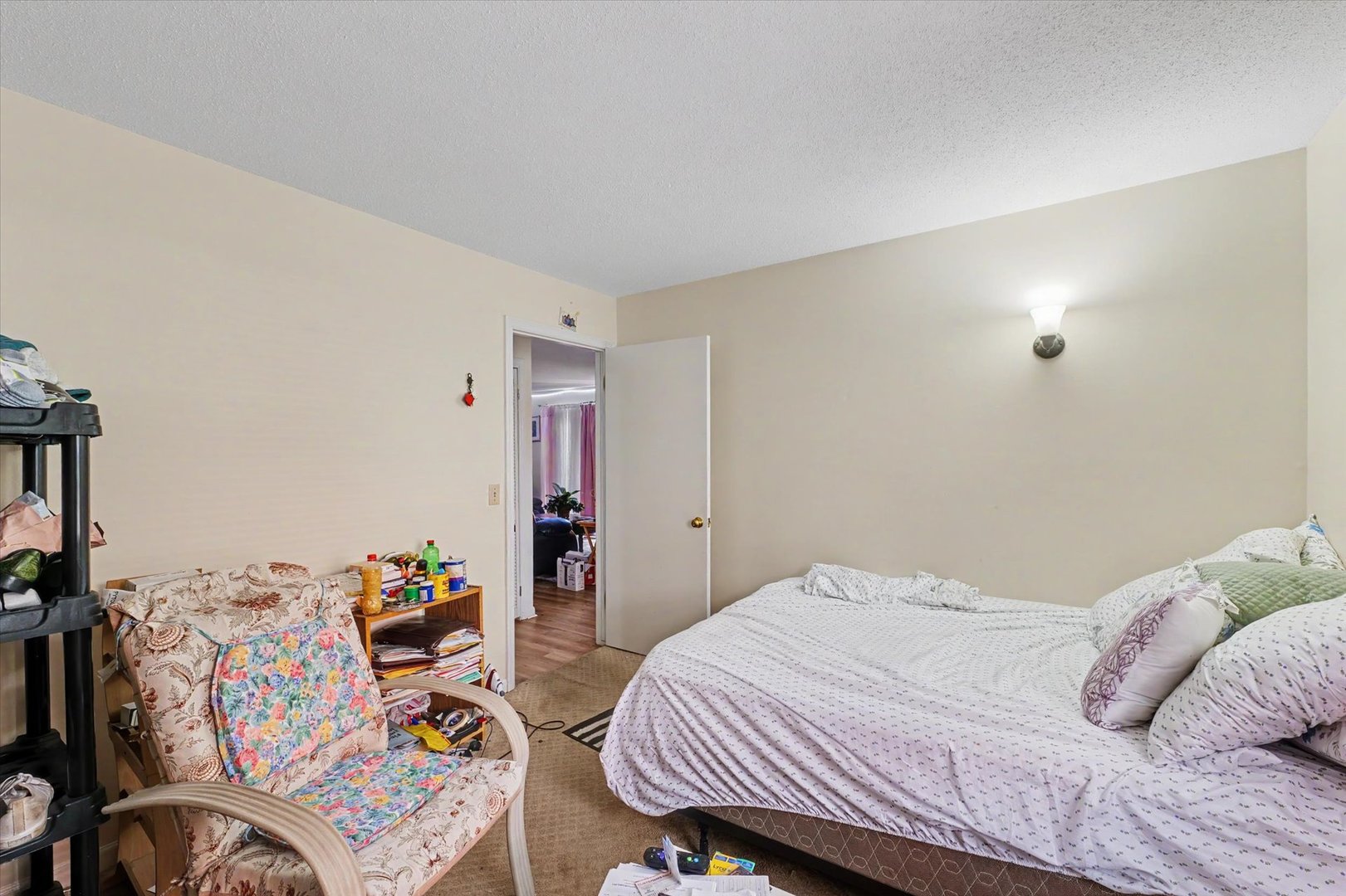 1002 E Harding Drive 101 Property Photo 16