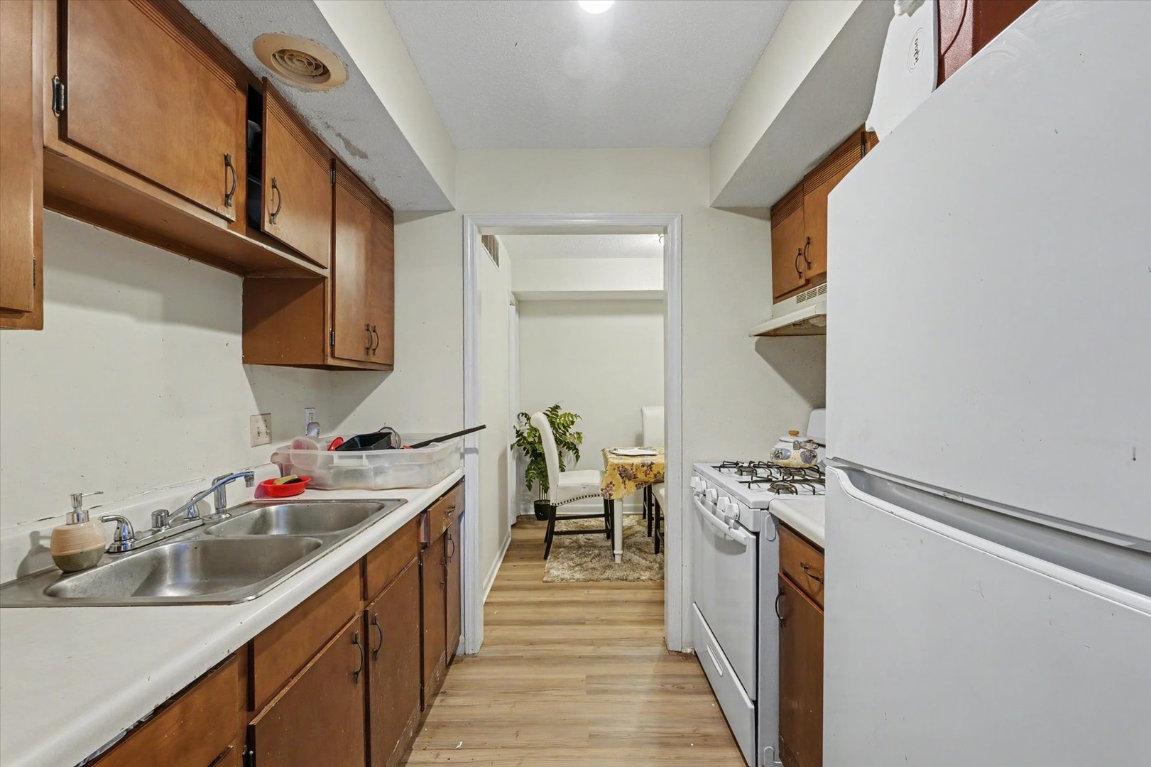 1002 E Harding Drive 101 Property Photo 19