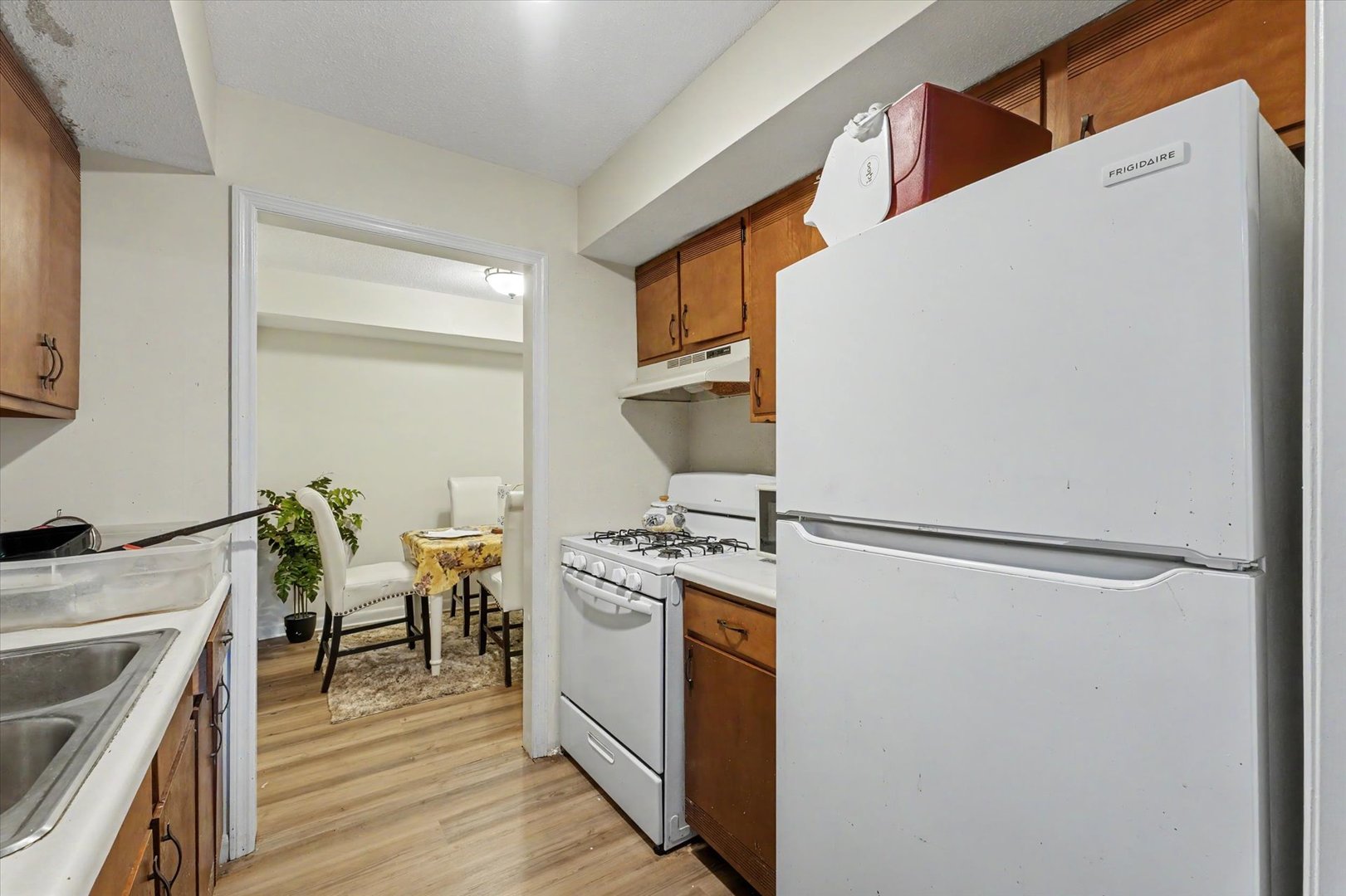 1002 E Harding Drive 101 Property Photo 20