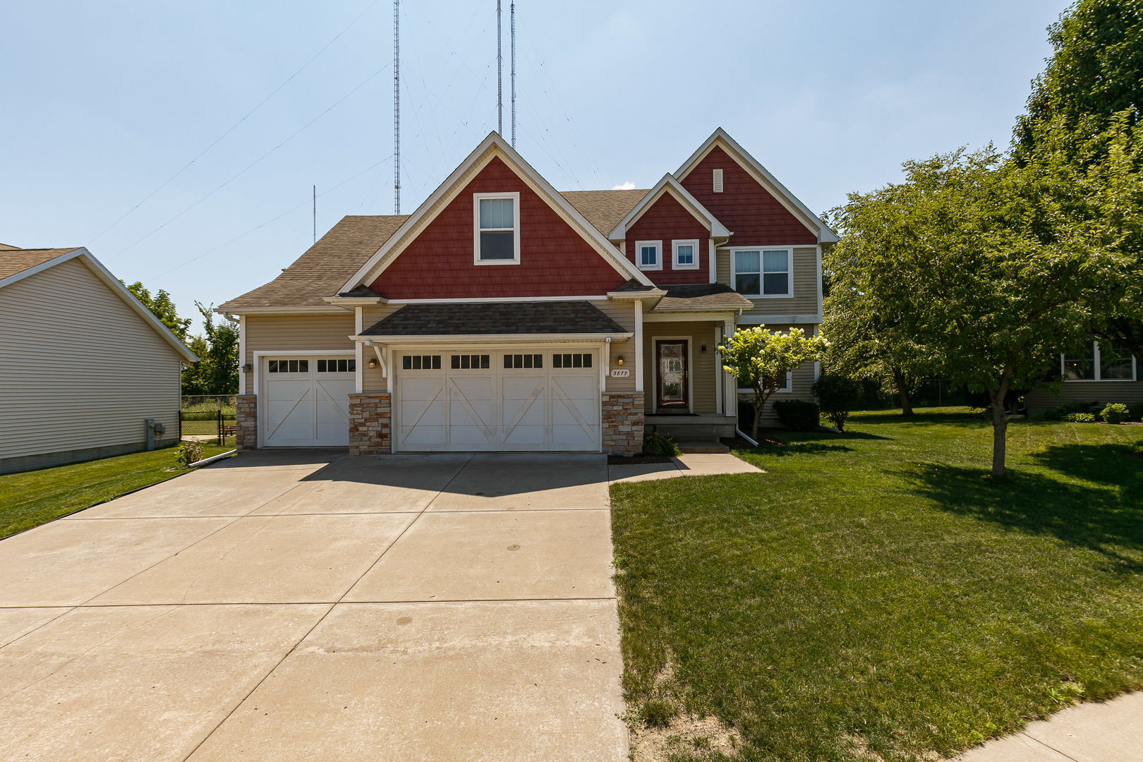 3877 Sparrow Court Property Photo