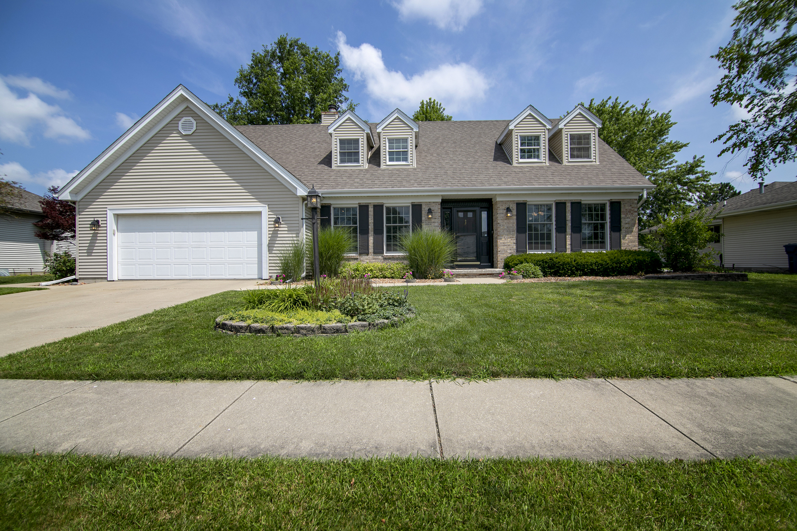 1190 Vantage Lane Property Photo 1