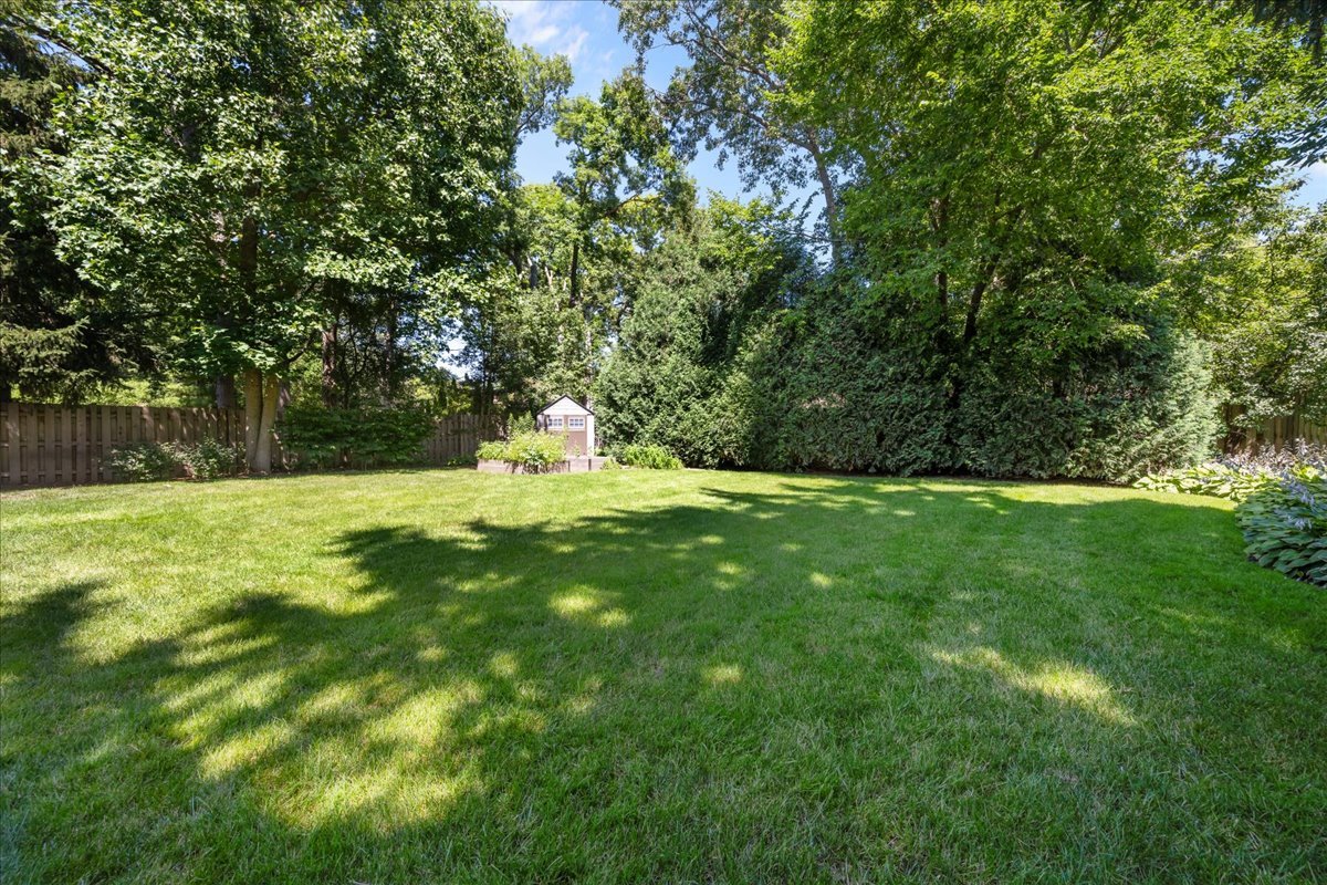 195 Lakeside Place Property Photo 27