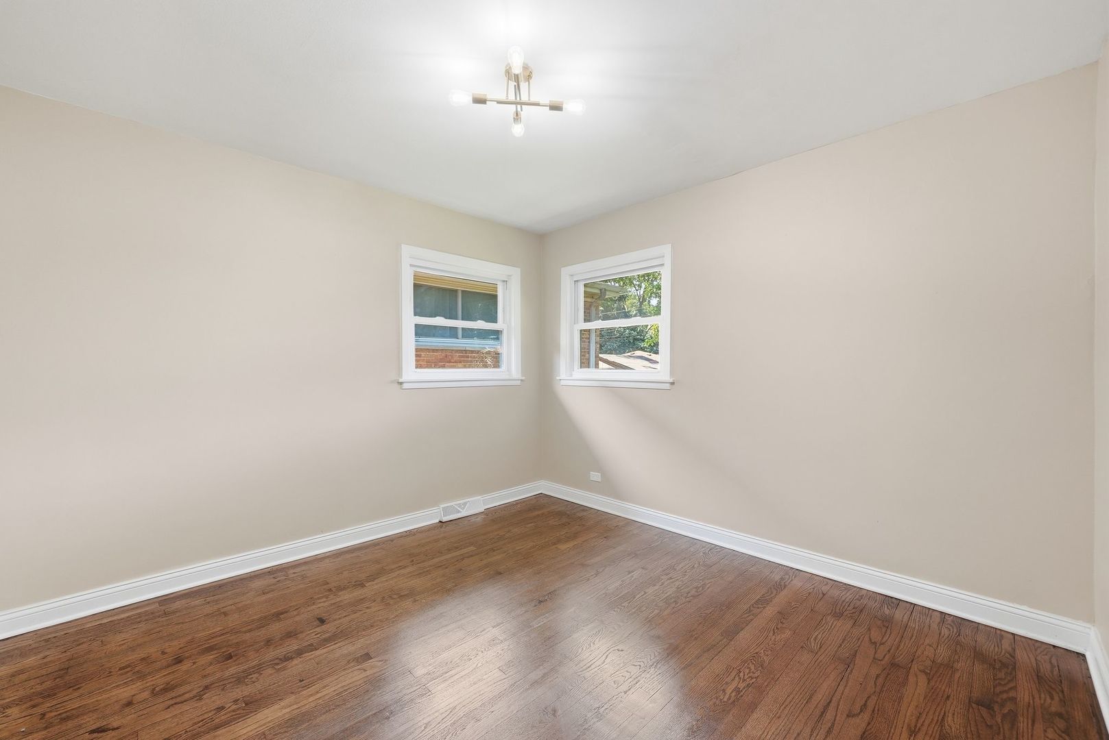 532 Clayton Road Property Photo 24