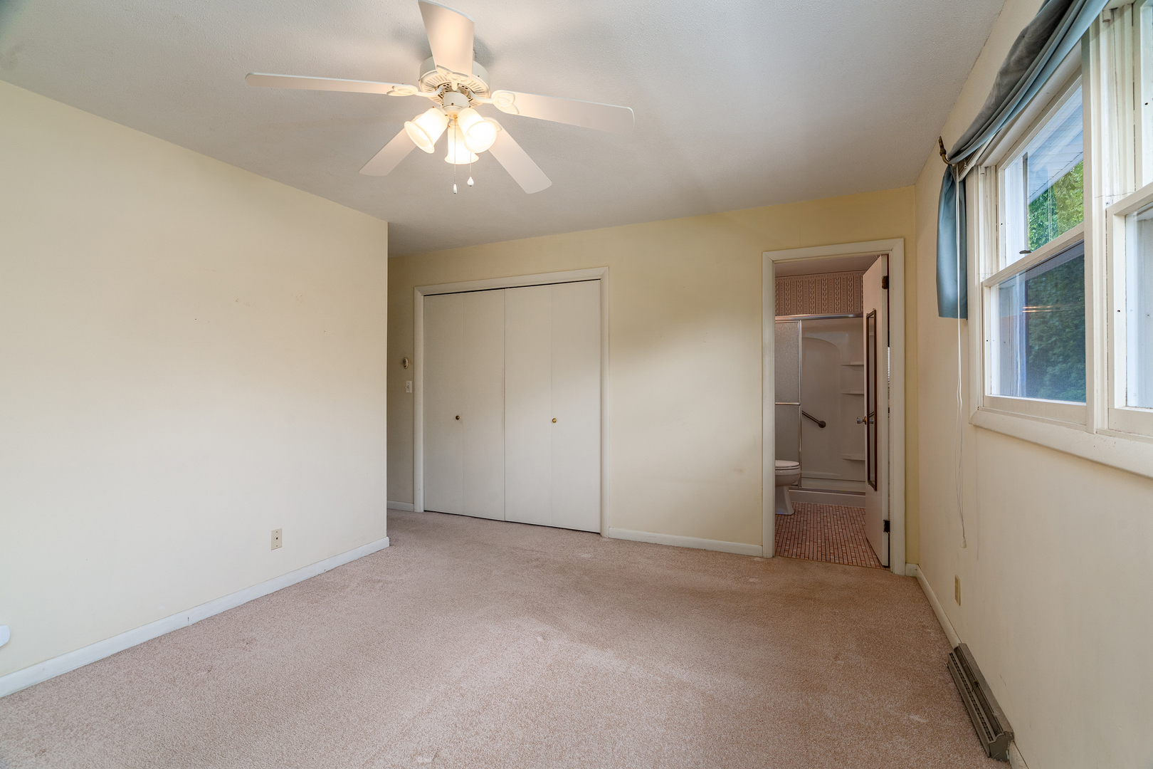 107 N Lark Lane Property Photo 21