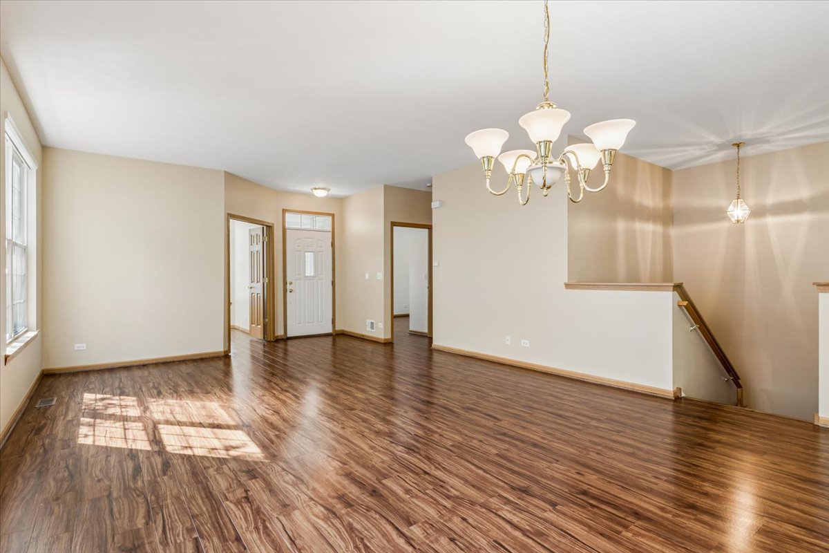 350 Woodhill Drive Property Photo 3