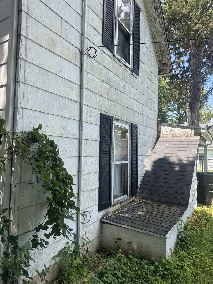 414 49th Street Property Photo 6