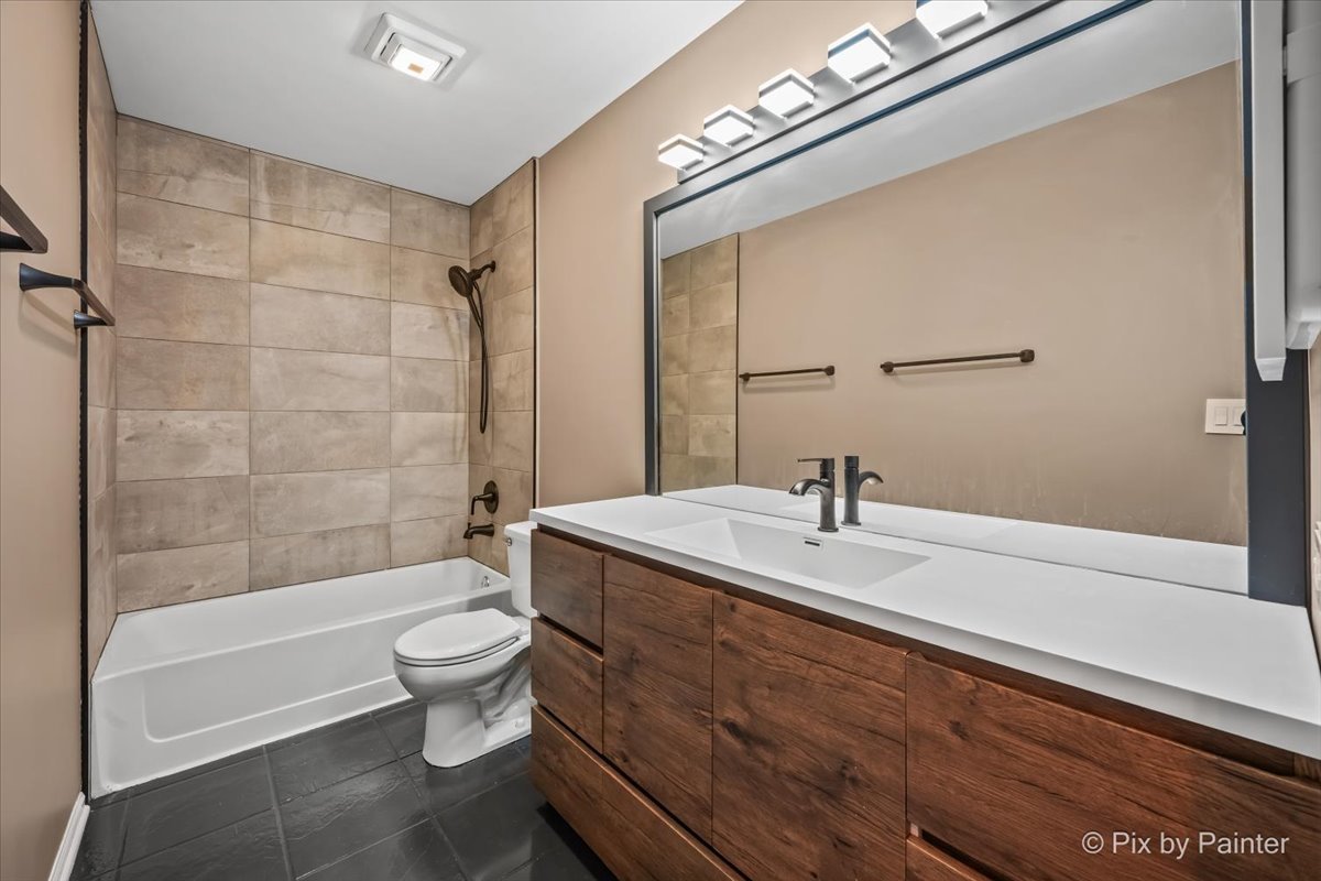 1601 Newgate Court Property Photo 7