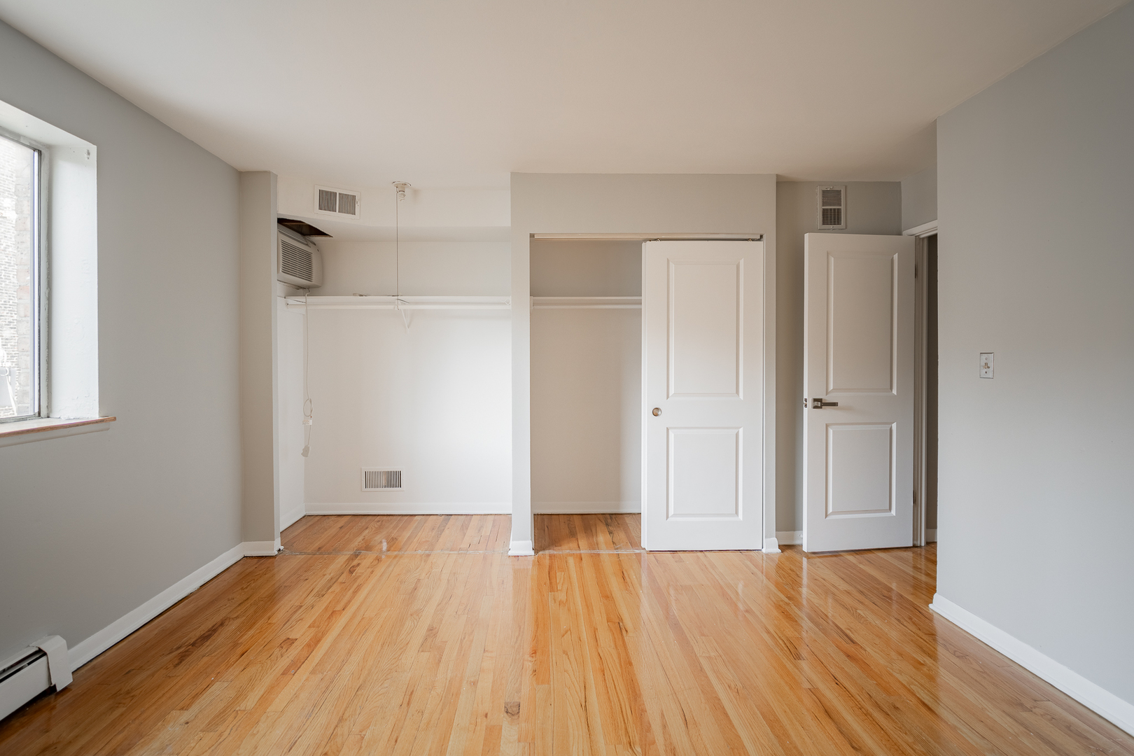 541 W Oakdale Avenue 312 Property Photo 15