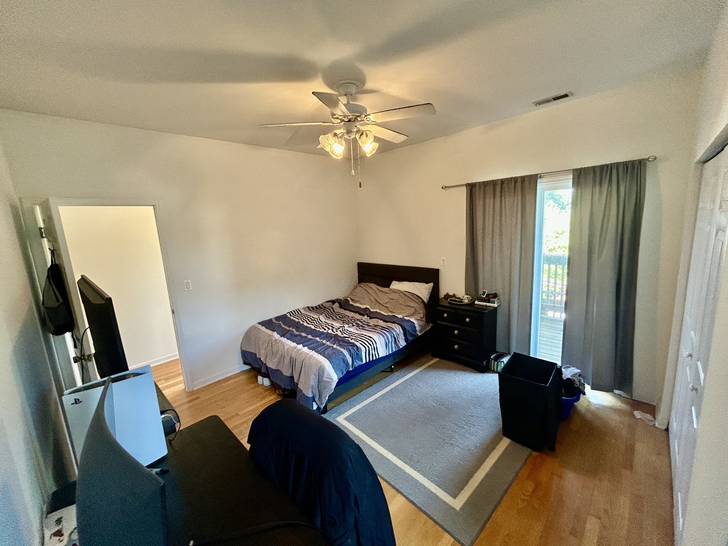 3033 N Racine Avenue 3 Property Photo 10