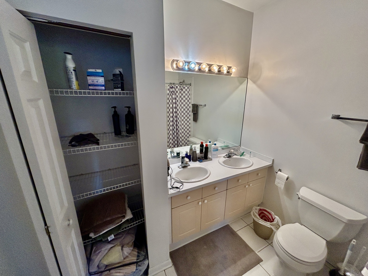 3033 N Racine Avenue 3 Property Photo 12