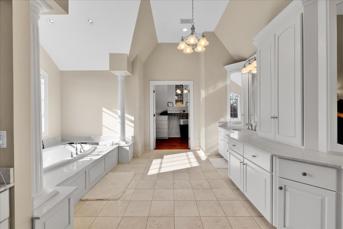 601 Ambriance Drive Property Photo 11
