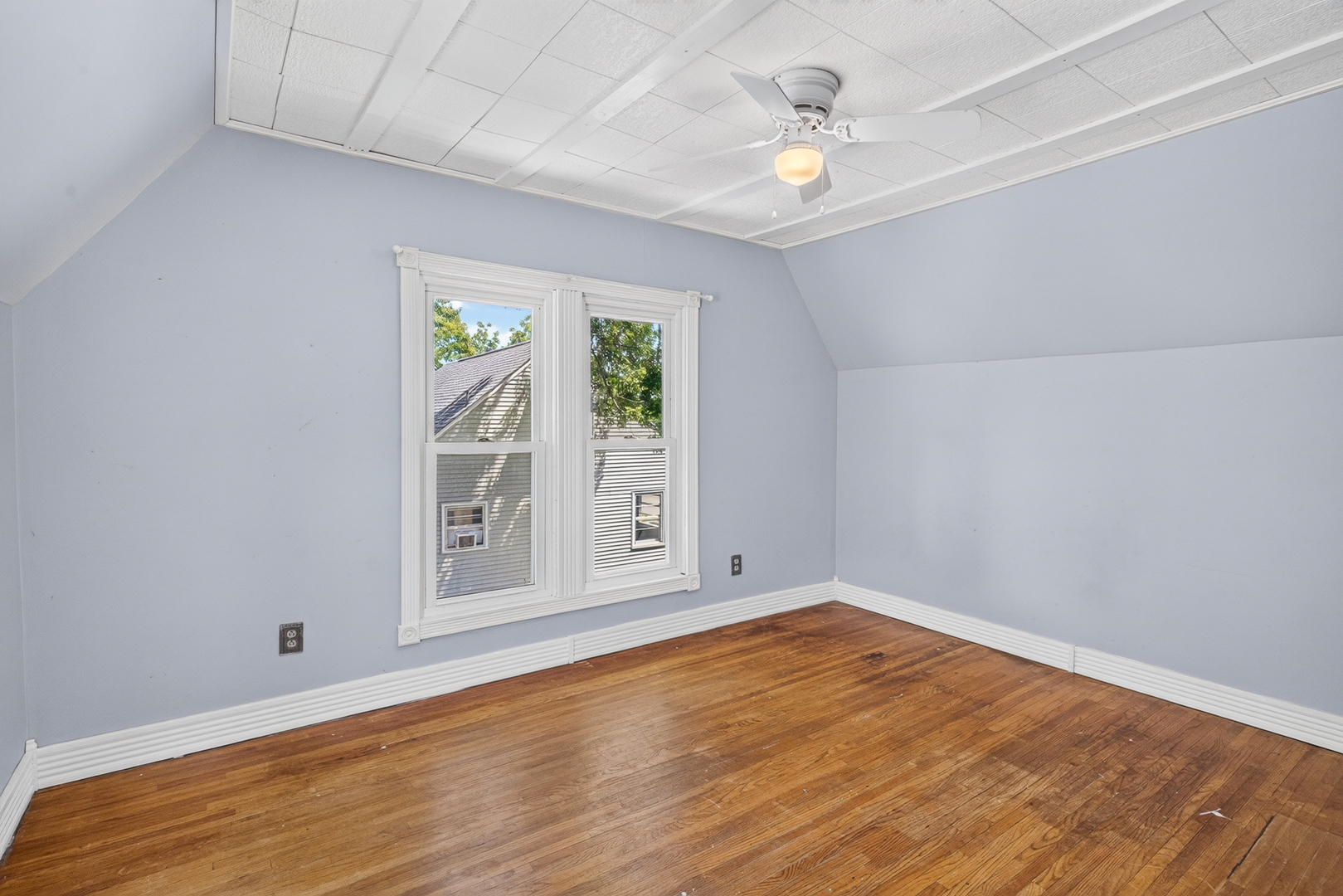 202 Apple Street Property Photo 17