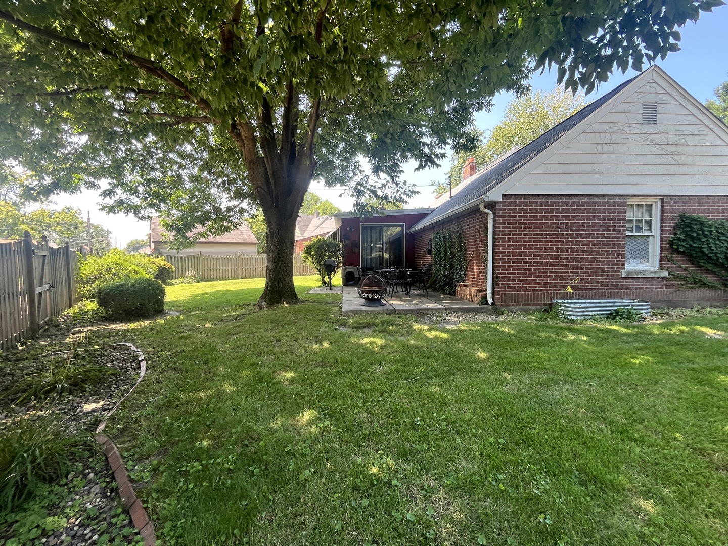 2404 28th Street Property Photo 5