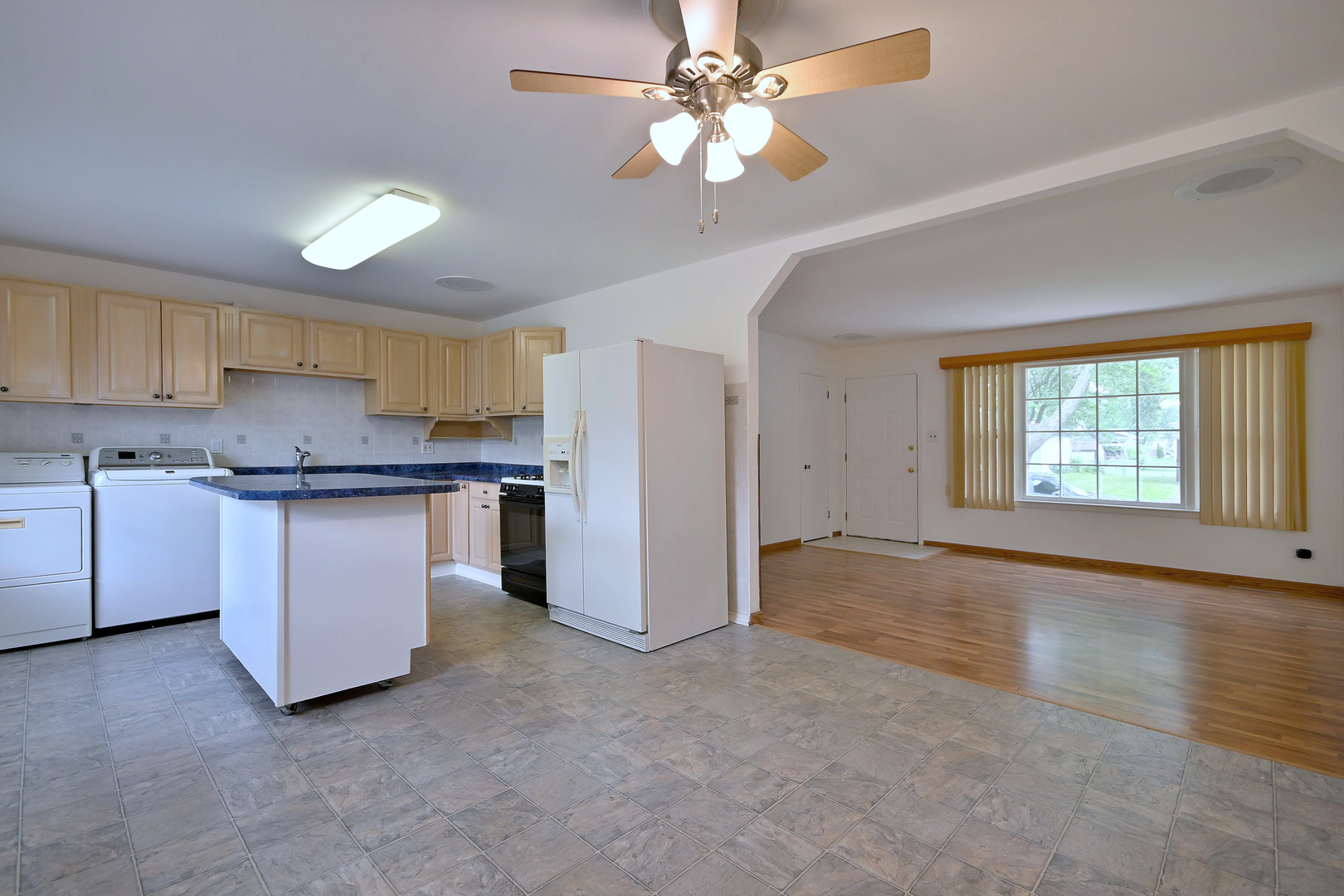 1675 Evergreen Avenue Property Photo 7