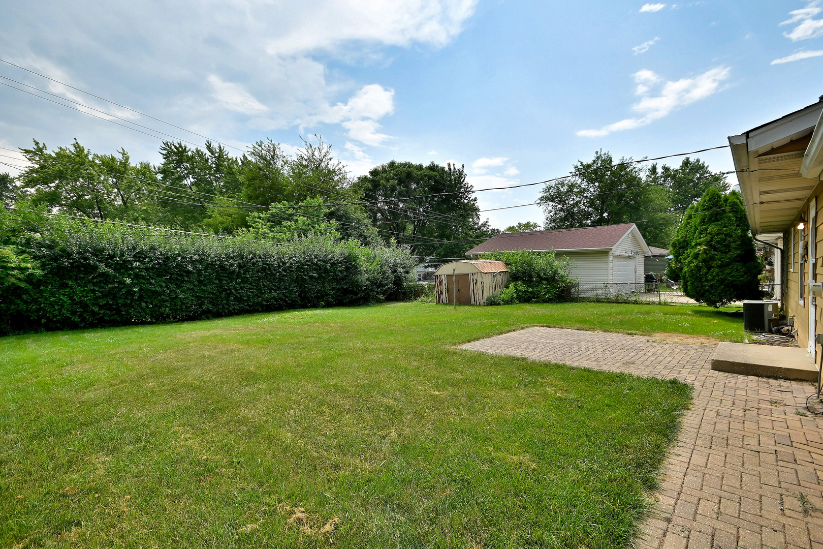 1675 Evergreen Avenue Property Photo 20