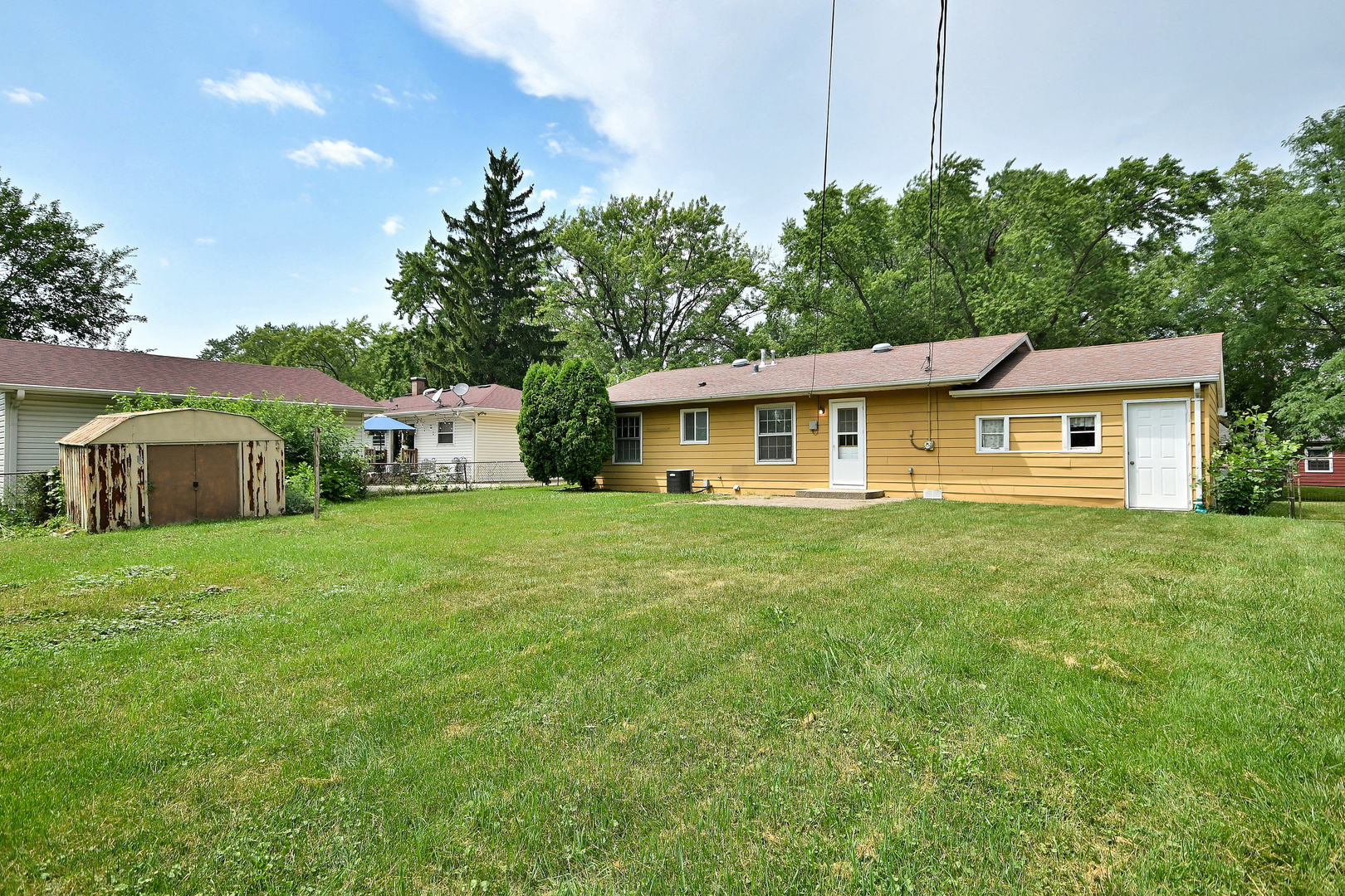 1675 Evergreen Avenue Property Photo 21