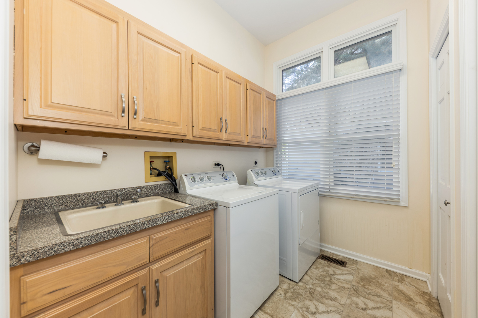 1437 Ambleside Circle Property Photo 28