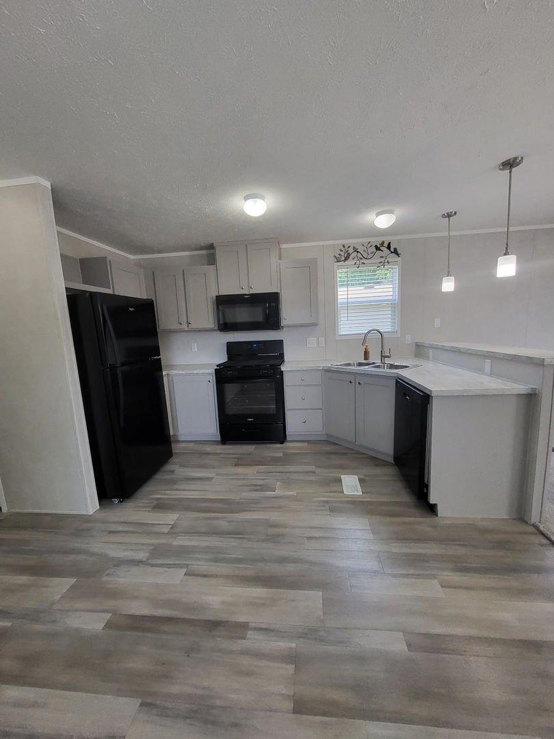 5092 Ingram Avenue Property Photo 2