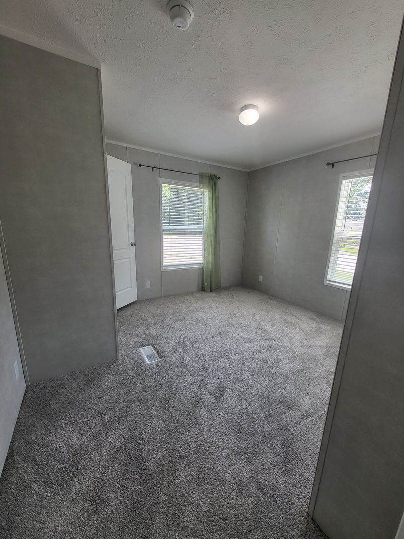 5092 Ingram Avenue Property Photo 10