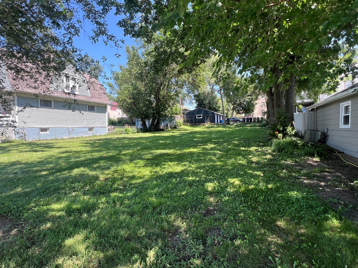 407 Brook Street Property Photo 3