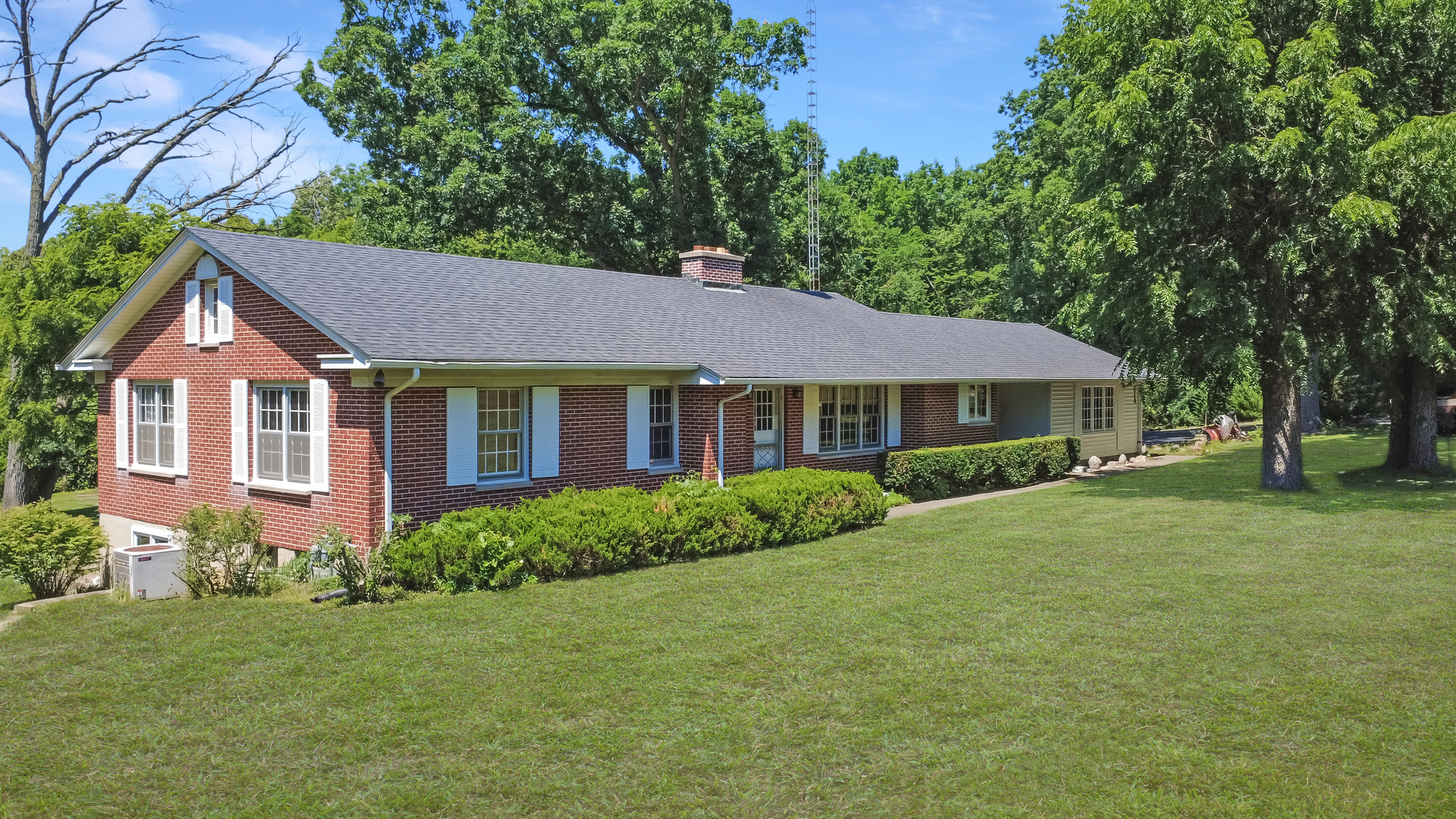 3205 N Il Route 23 Highway Property Photo 1