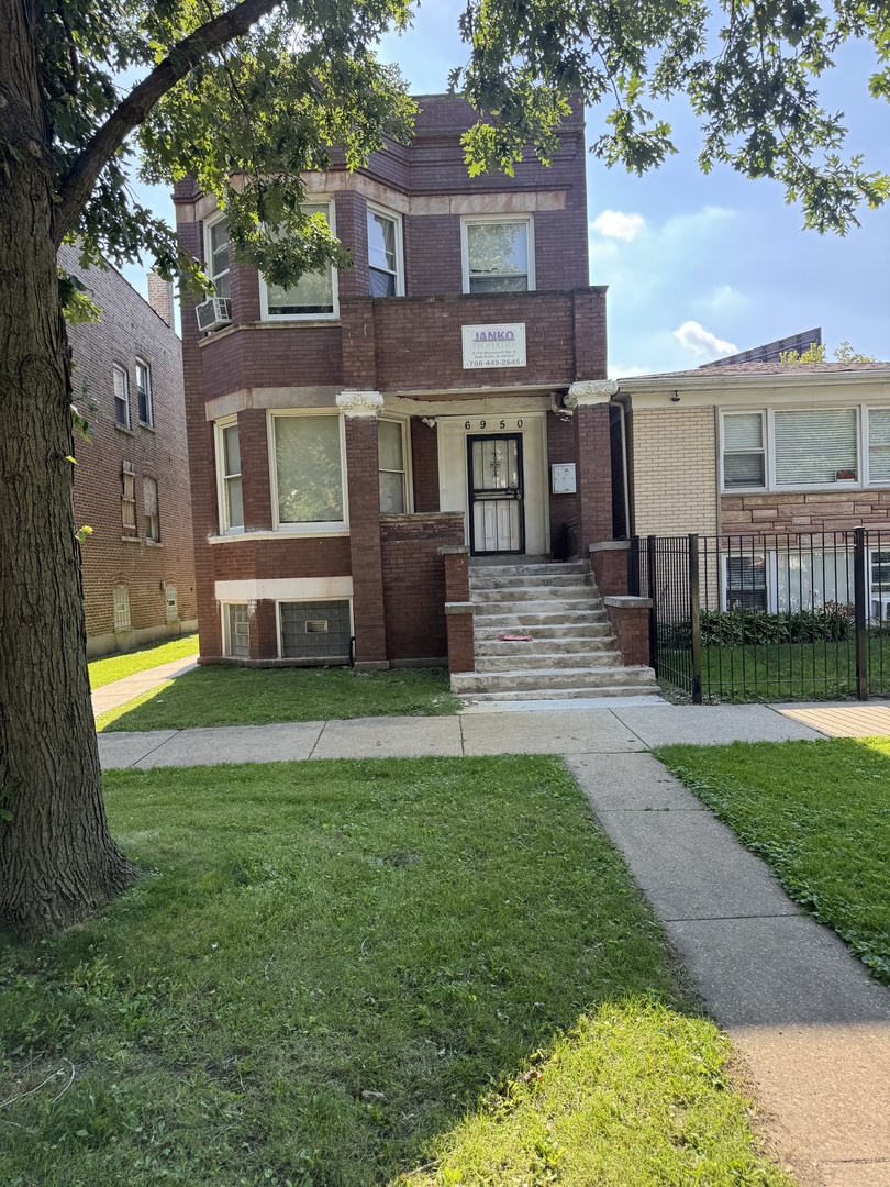 6950 S Wabash Avenue Property Photo 1