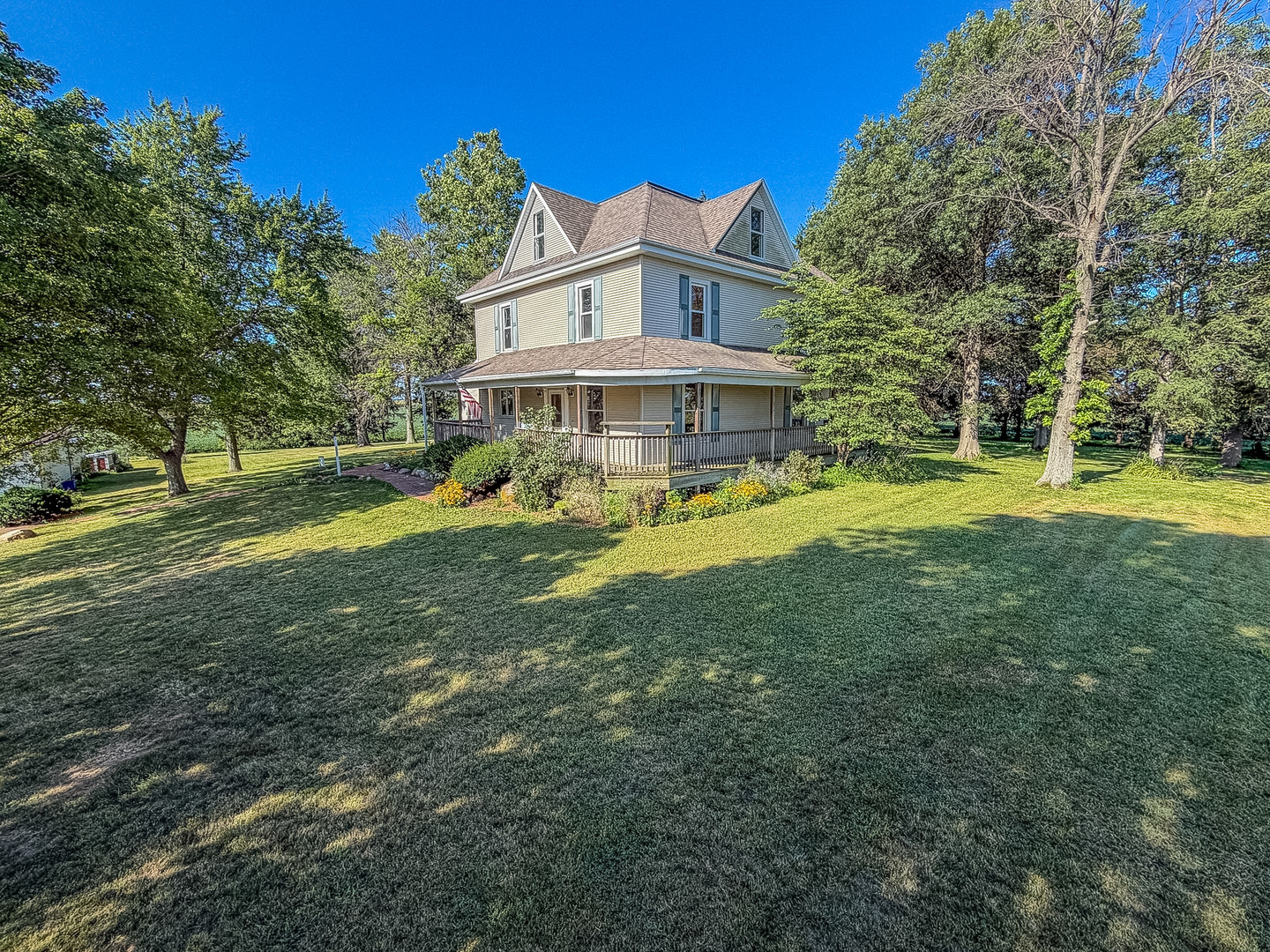 23 E 1500 North Road Property Photo 3