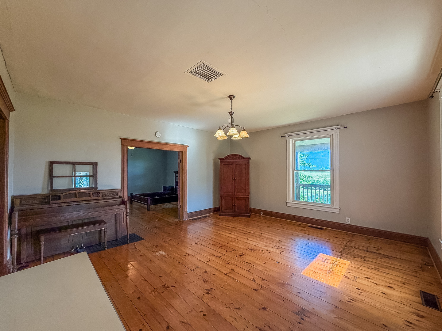 23 E 1500 North Road Property Photo 13