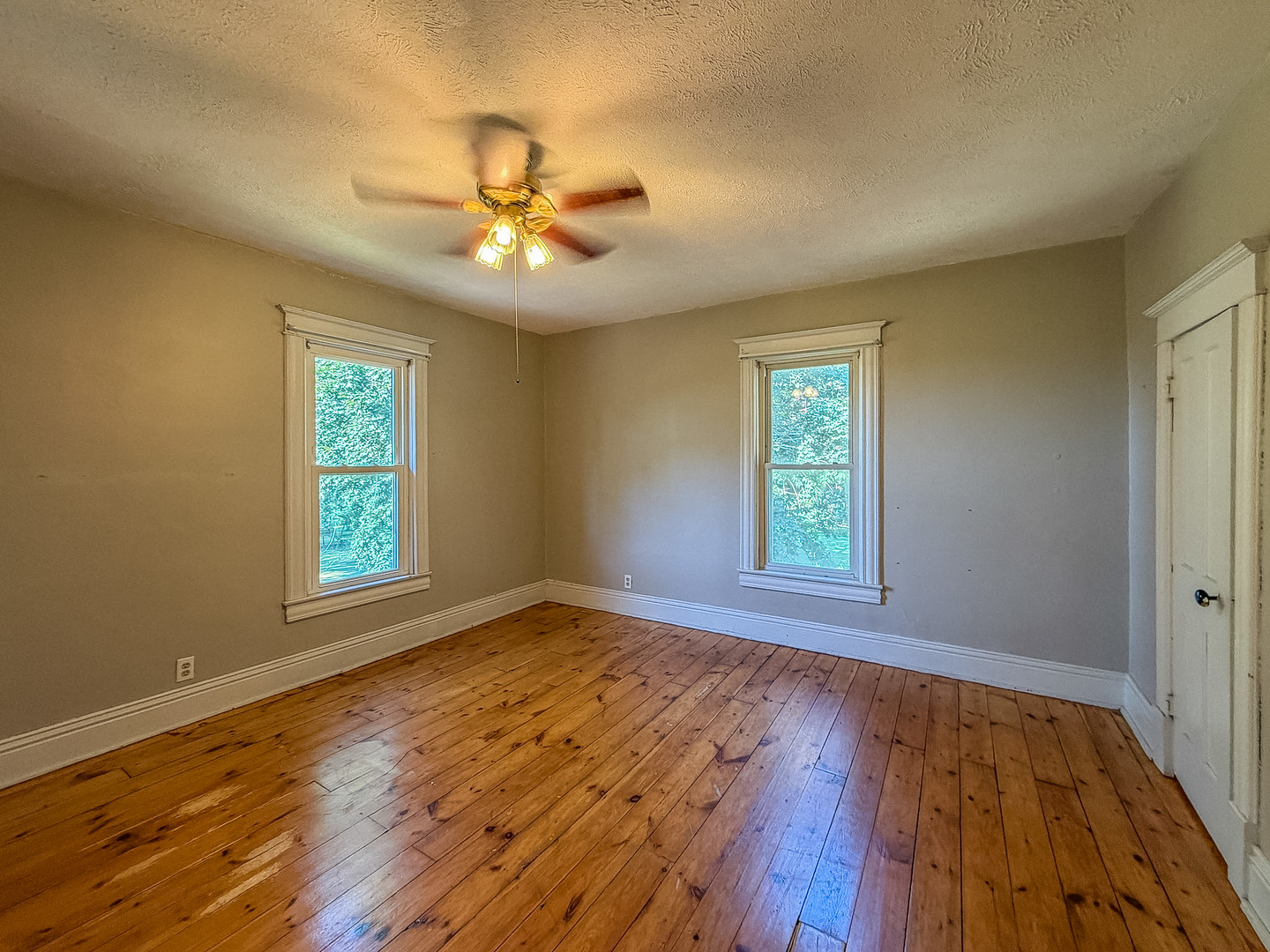 23 E 1500 North Road Property Photo 42