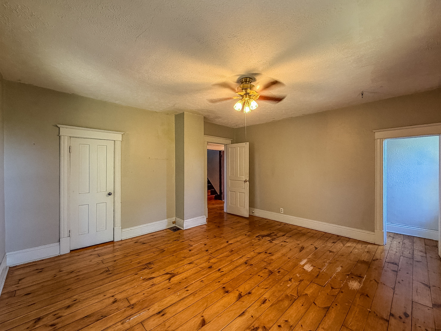 23 E 1500 North Road Property Photo 43