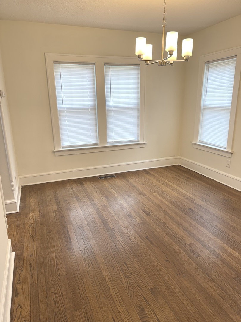 1321 N Jackson Street Property Photo 6