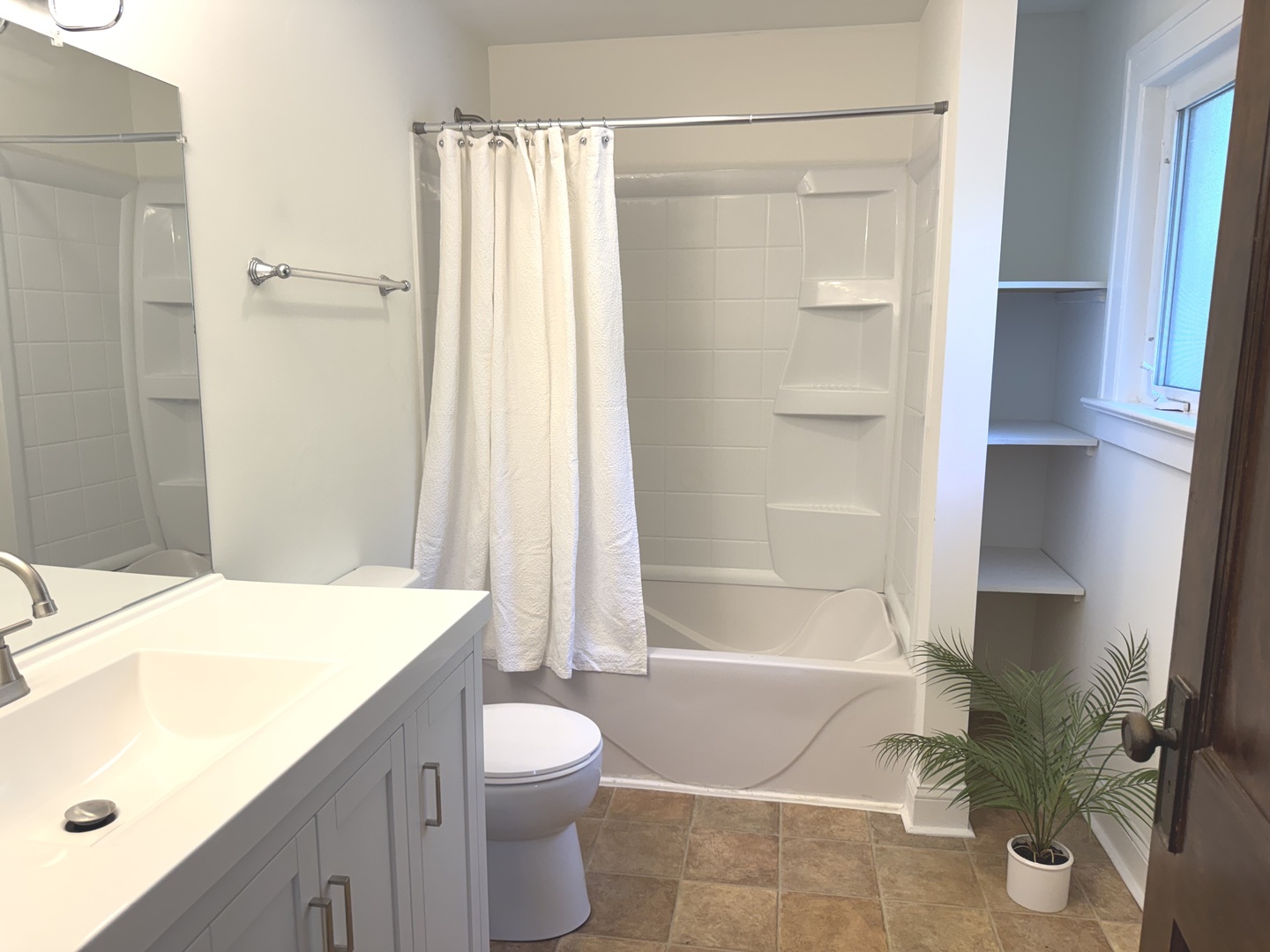 1321 N Jackson Street Property Photo 13