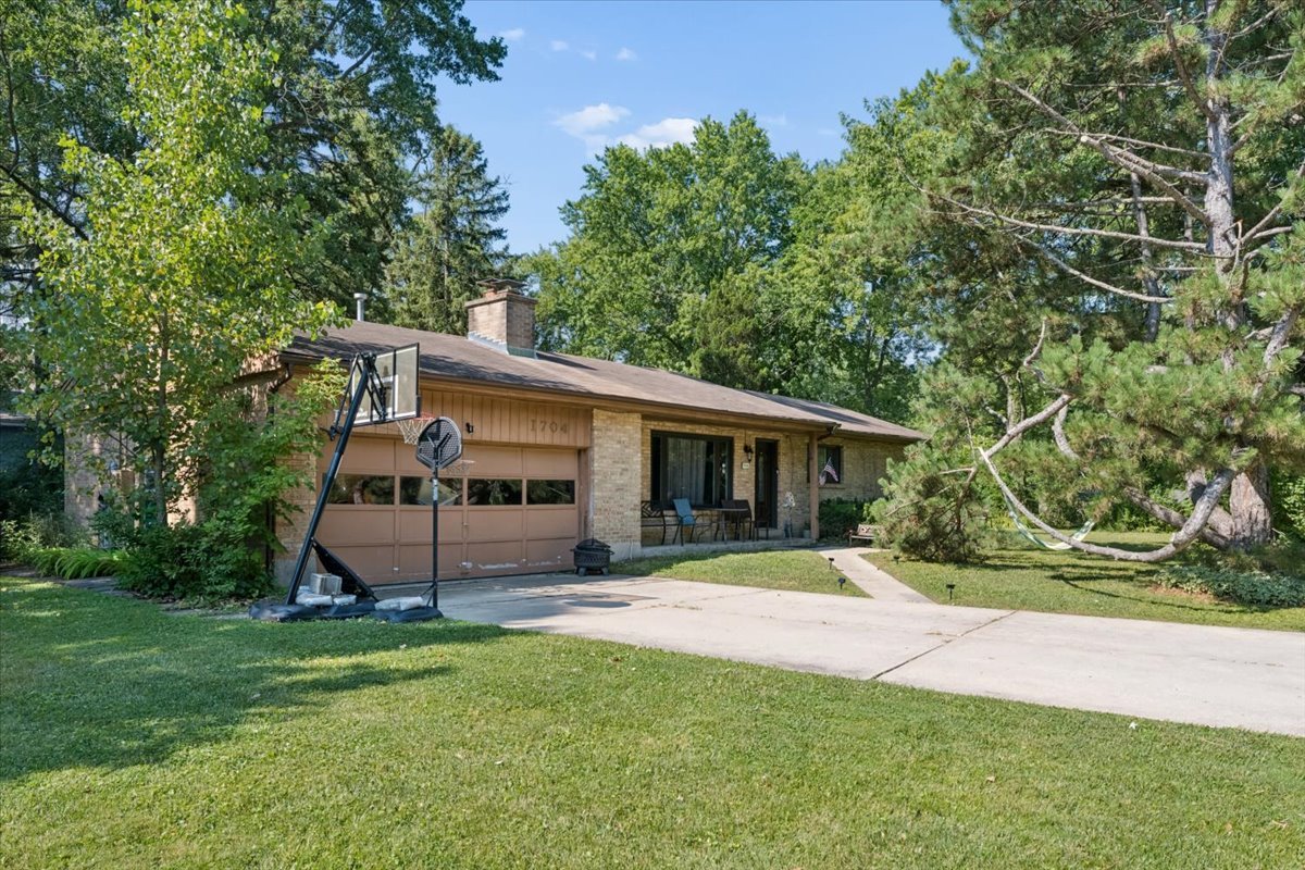 1704 Park Avenue Property Photo 1