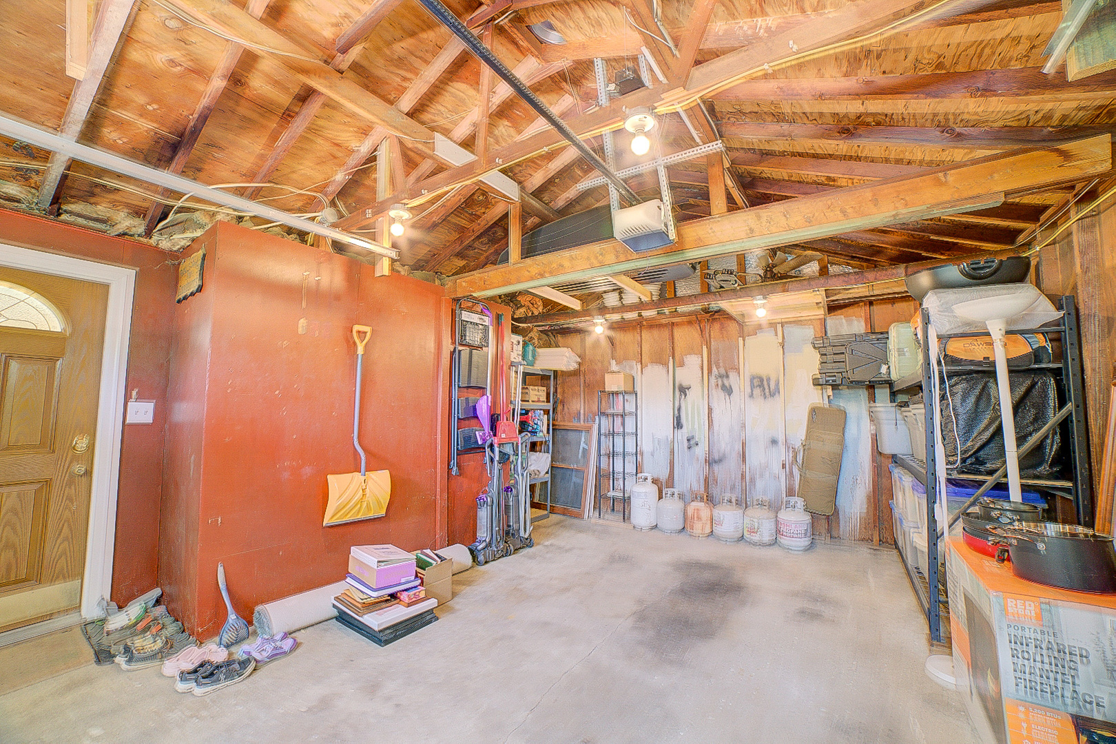 830 E Elm Street Property Photo 31