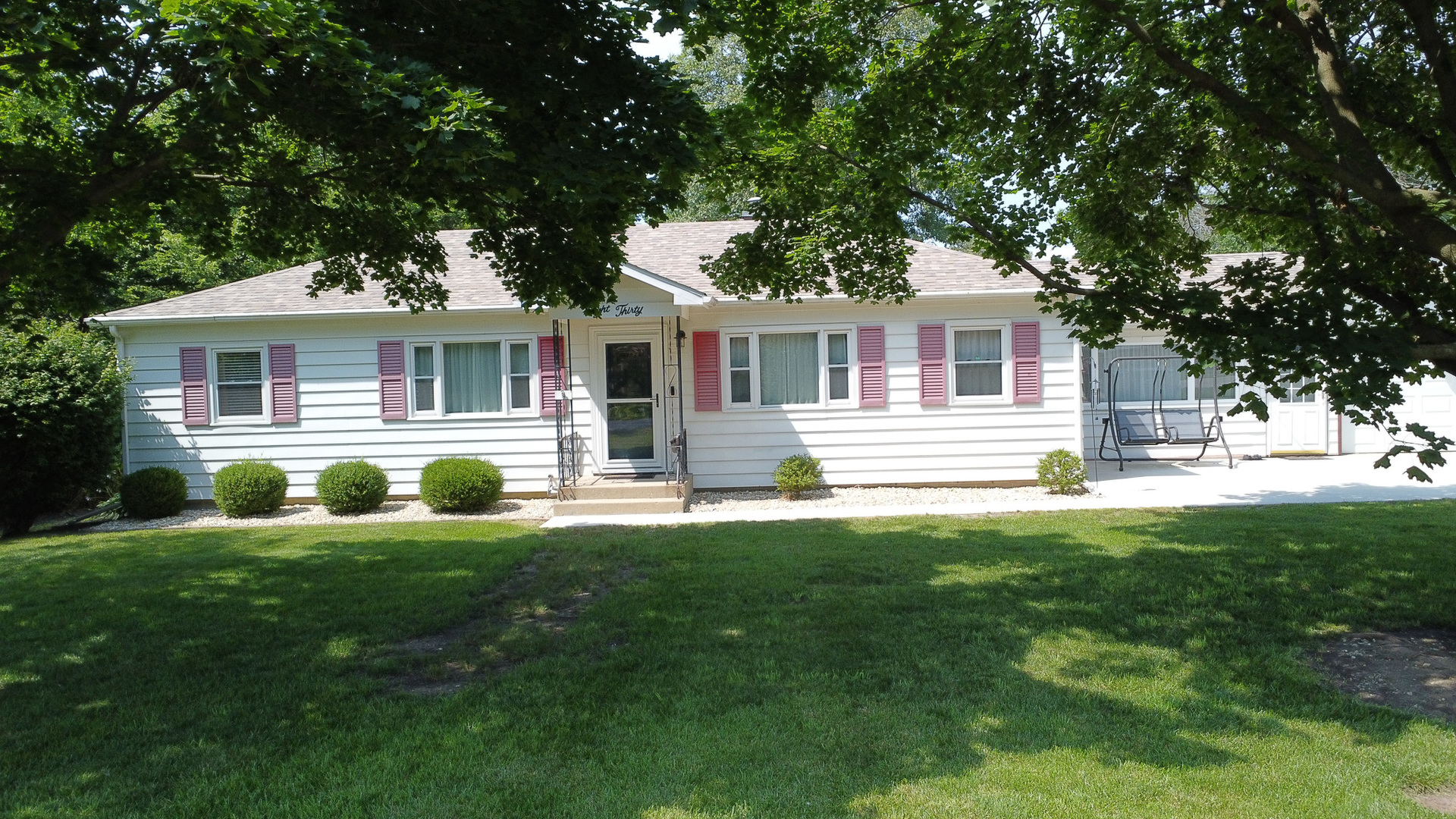 830 E Elm Street Property Photo 38