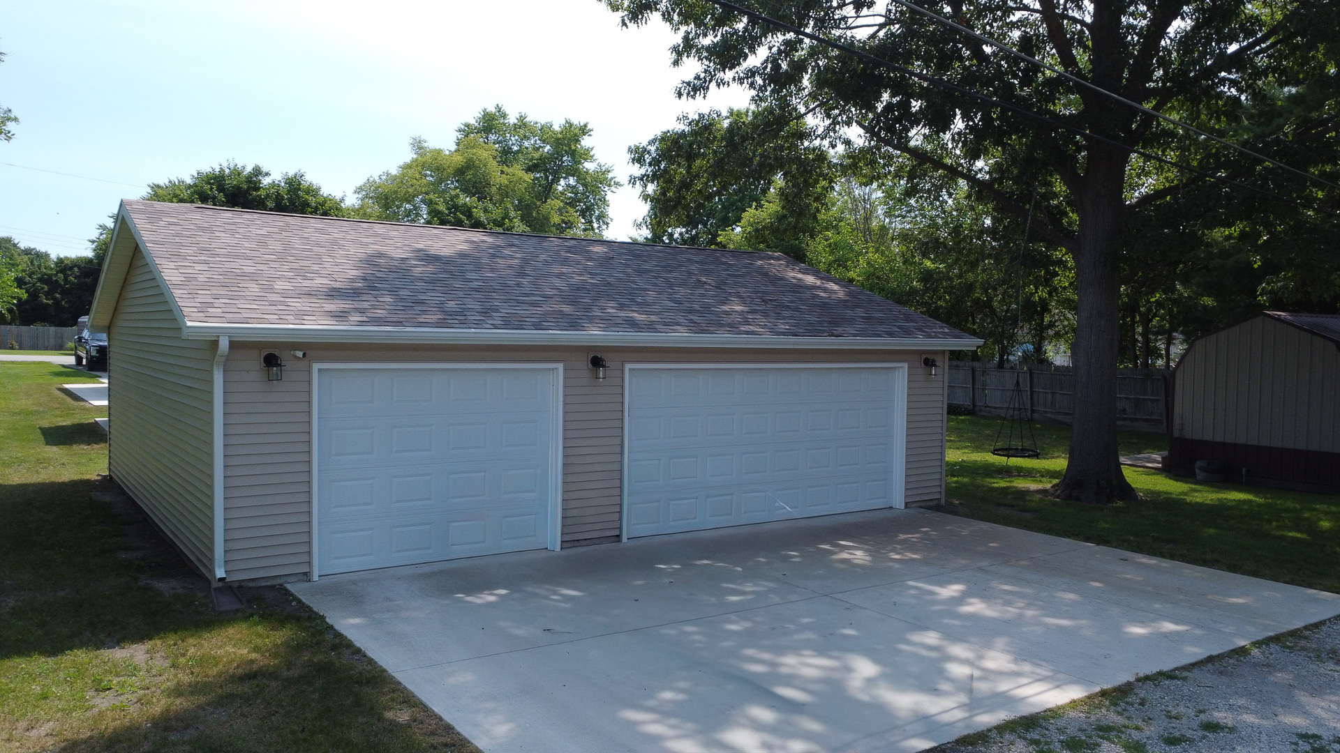 830 E Elm Street Property Photo 43