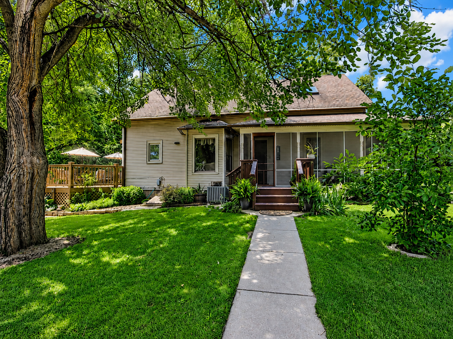 3447 E Bemes Road Property Photo 1