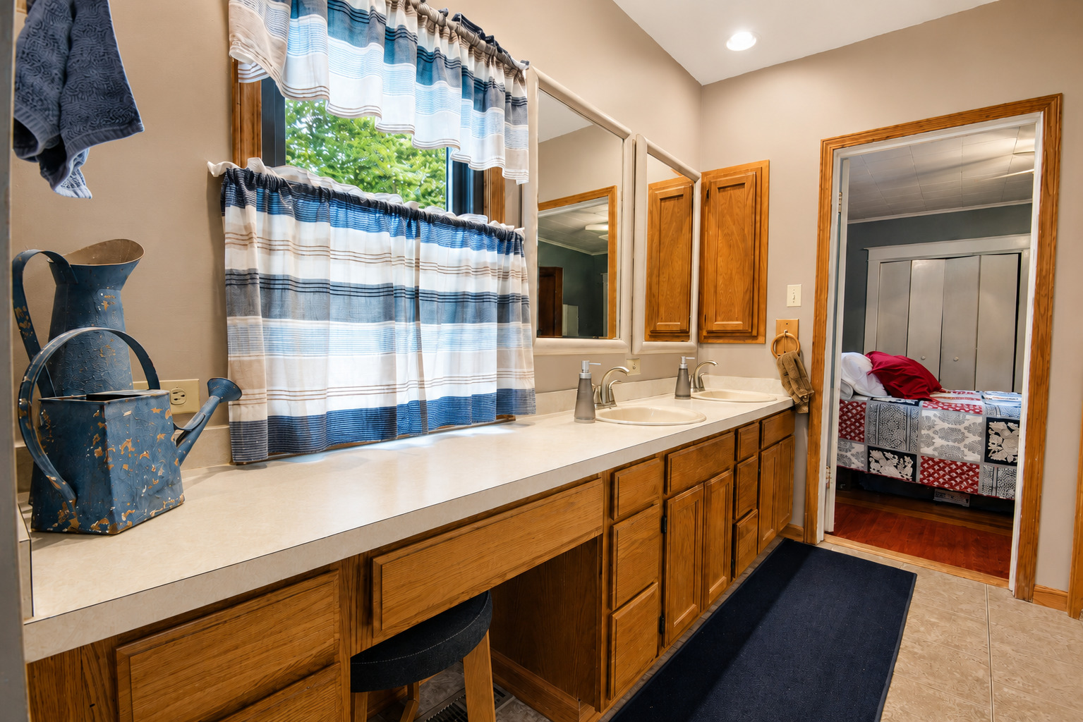 3447 E Bemes Road Property Photo 18