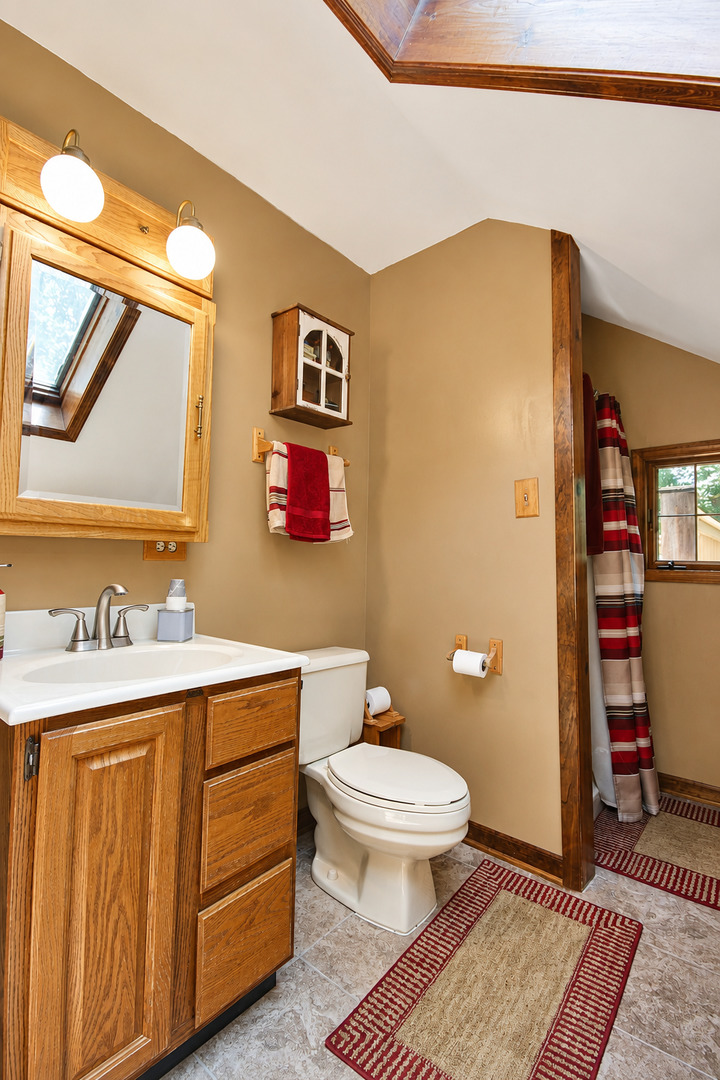 3447 E Bemes Road Property Photo 26