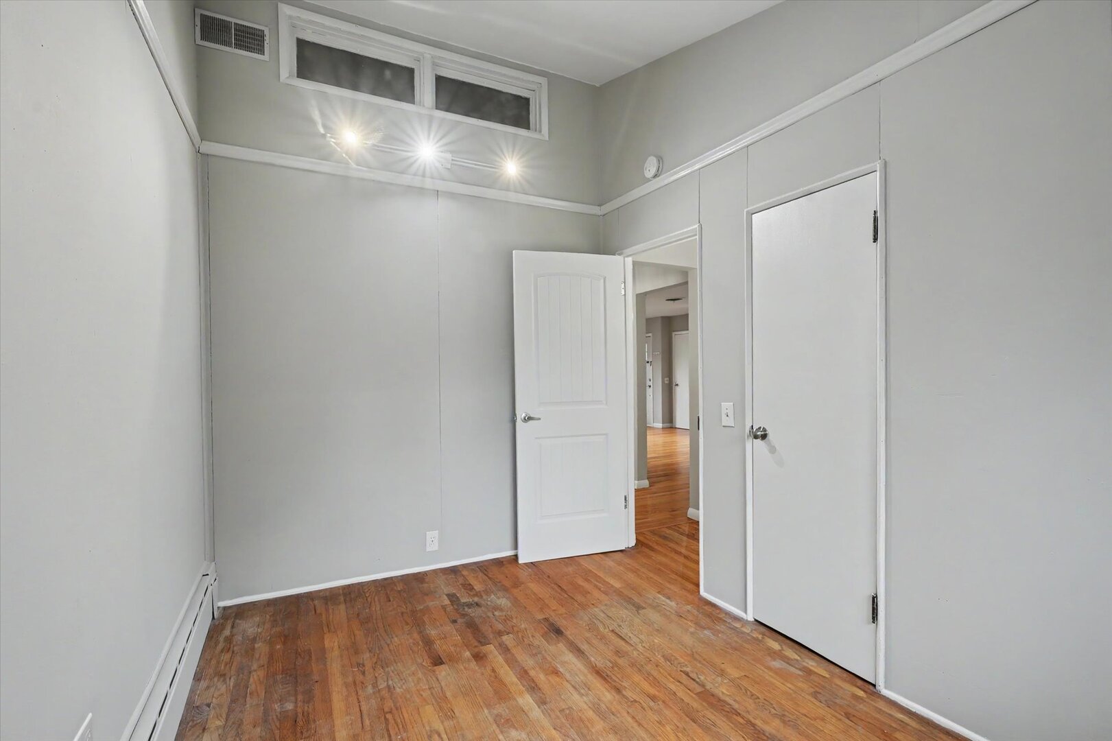 1612 Chevy Chase Drive Property Photo 24