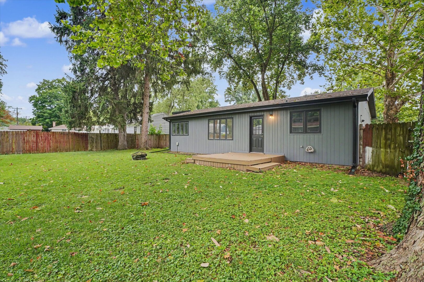 1612 Chevy Chase Drive Property Photo 38