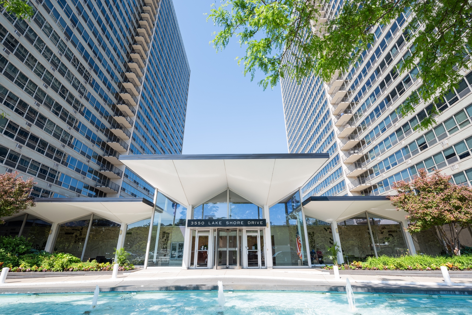 3550 N Lake Shore Drive 817 Property Photo 1