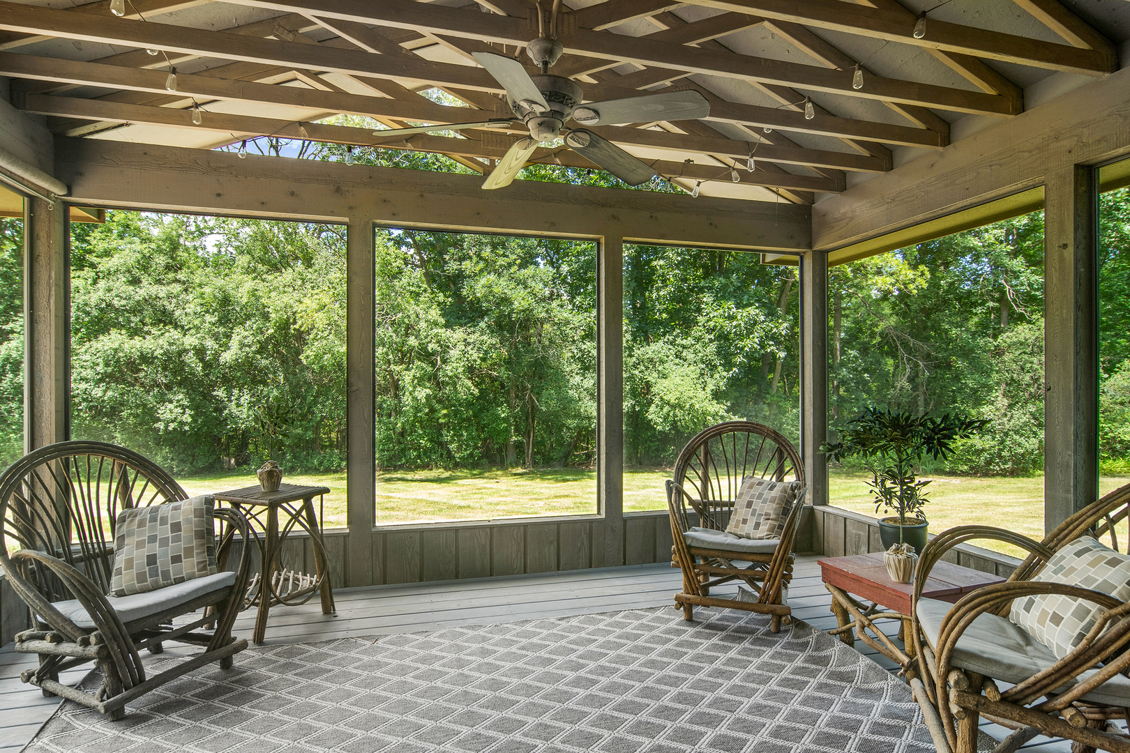 20590 W Exeter Road Property Photo 12