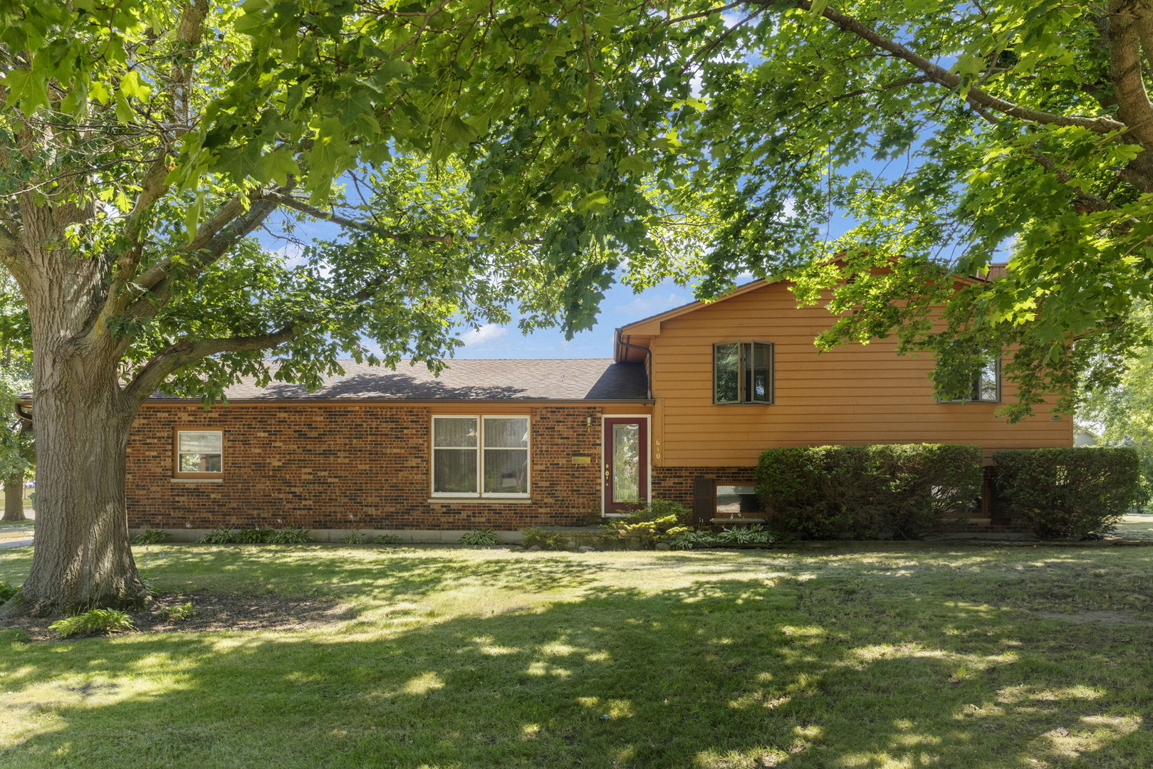 640 Fairway Lane Property Photo 1
