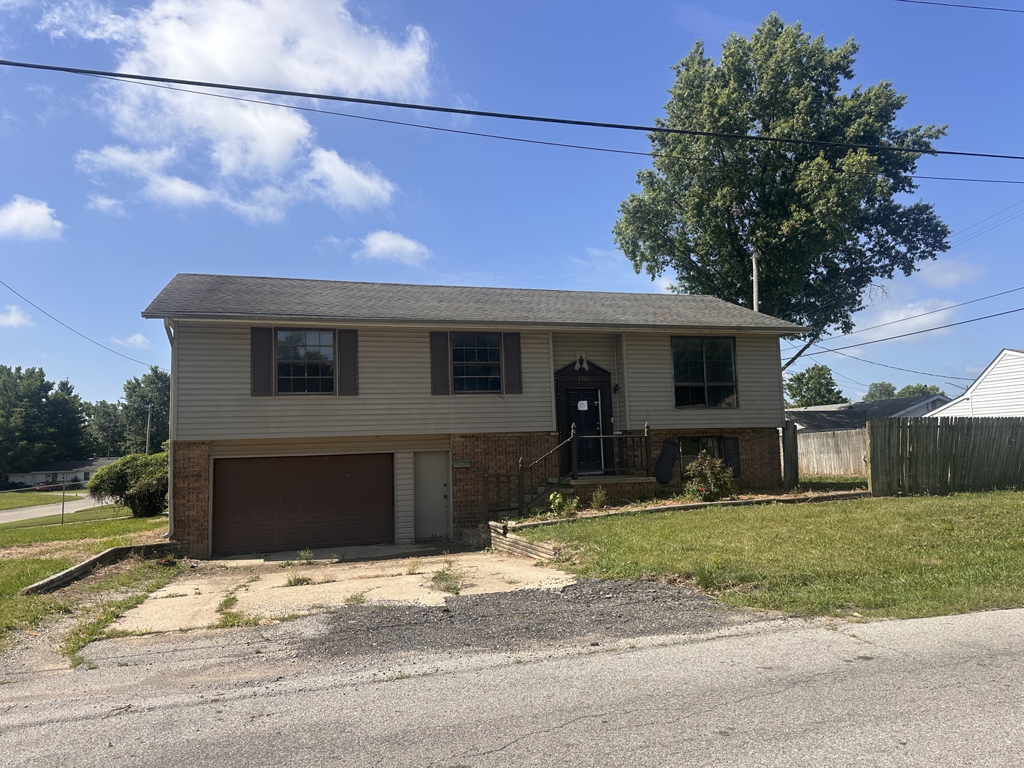 3301 Central Avenue Property Photo 1