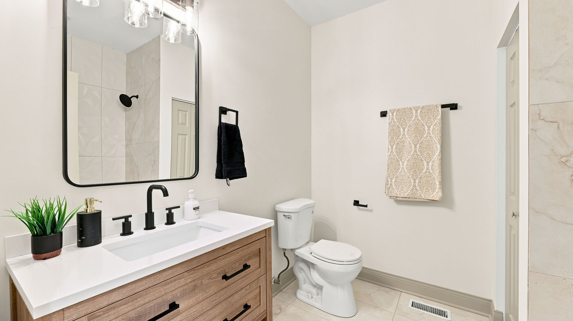 1223 W 112th Street Property Photo 15